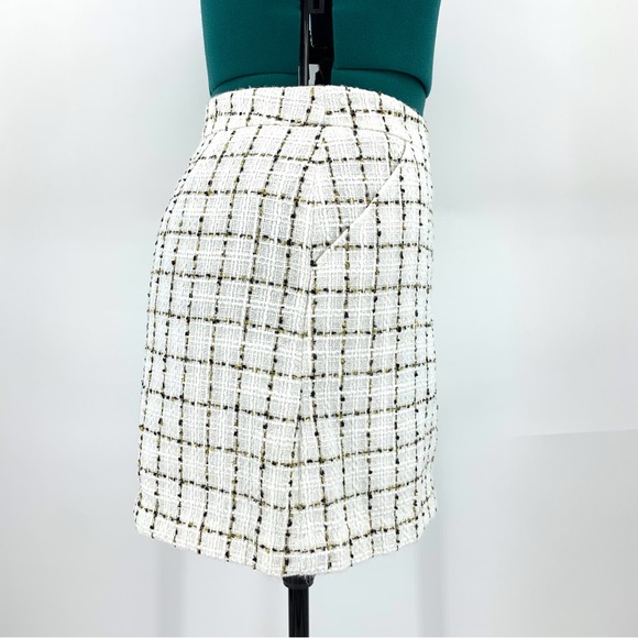 Tommy Hilfiger NWT Ivory Black Gold Plaid Tweed Mini Pencil Pocketed Skirt, 8 - Picture 9 of 16